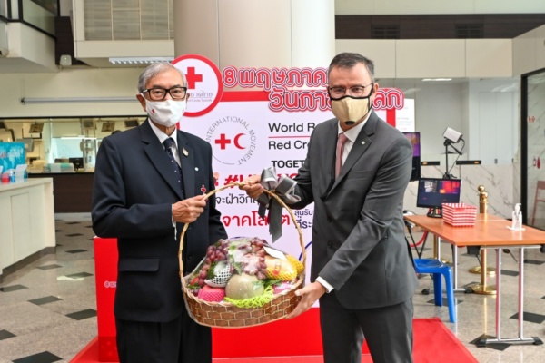 8 may World Red Cross day 2012_๒๑๐๖๐๘